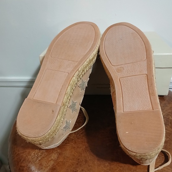 Marc FisheLtMarciaEspadrille Sneakers NaturalMulti SuedeStar EmbellishedWomen8.5 - Picture 3 of 7